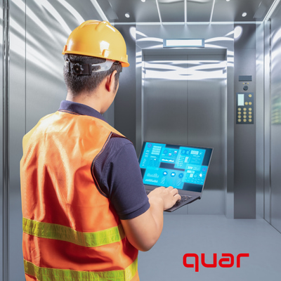 Sicherheitsnormen und -vorschriften für Aufzüge.